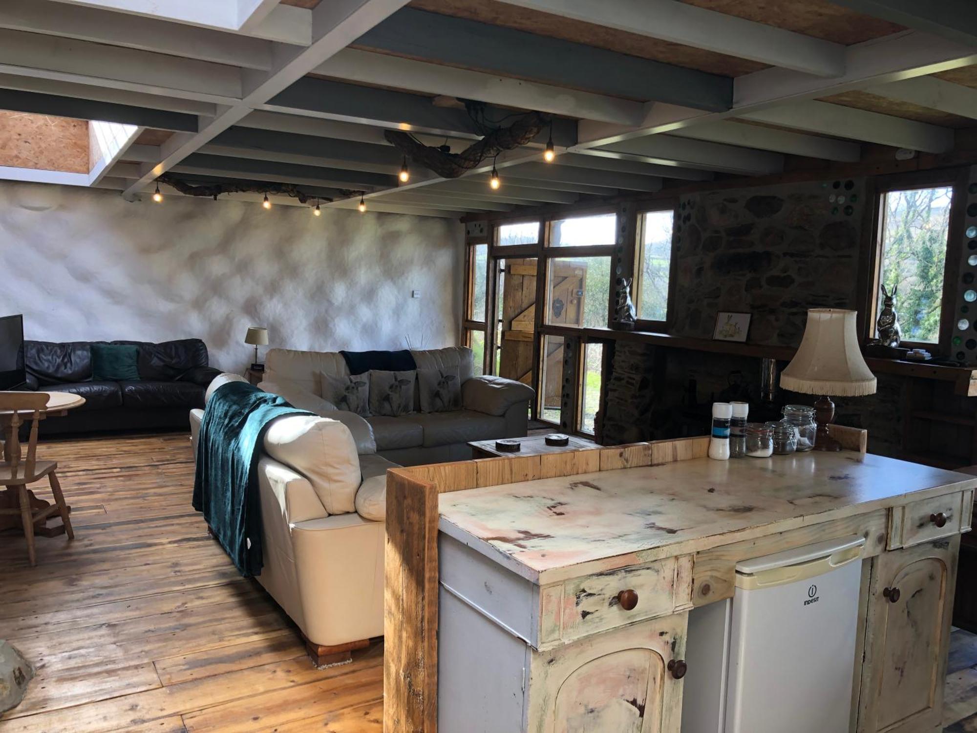 Rabbits 1Or 2 Bedroom Hobbit Style Hillset Earthen Dartmoor Eco Home South Brent Exterior foto